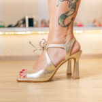 Sandalia dorada Joni